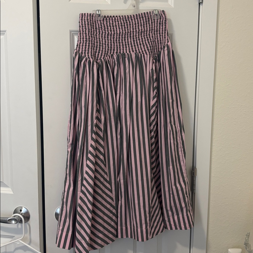Damson Madder Layla Godet Organic Cotton Midi Skirt - Picture 7 of 9